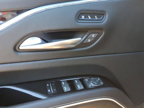 Used 2022 Cadillac Escalade Sport image 11