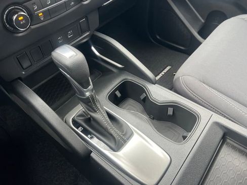 Used 2023 Nissan Frontier SV w/ Tow Package image 26