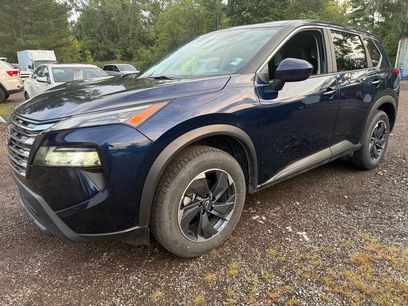 Used 2024 Nissan Rogue SV