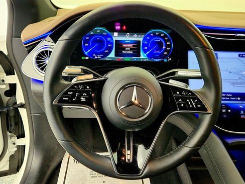 Used 2023 Mercedes-Benz EQS 580 4MATIC Sedan image 13