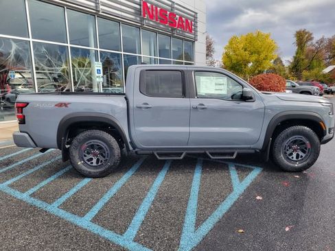 New 2026 Nissan Frontier PRO-4X w/ Pro-4x Convenience Package AWD/4WD image 3