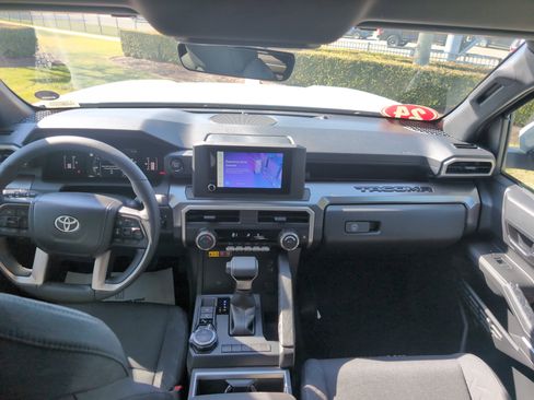 Certified 2024 Toyota Tacoma SR5 image 28