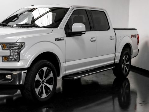 Used 2016 Ford F150 Lariat w/ Equipment Group 501A Mid image 8