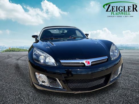 Used 2007 Saturn Sky Red Line RWD image 7