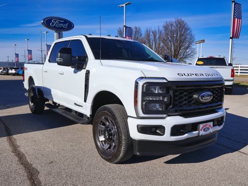 Used 2024 Ford F250 Lariat w/ Sport Appearance Package image 7