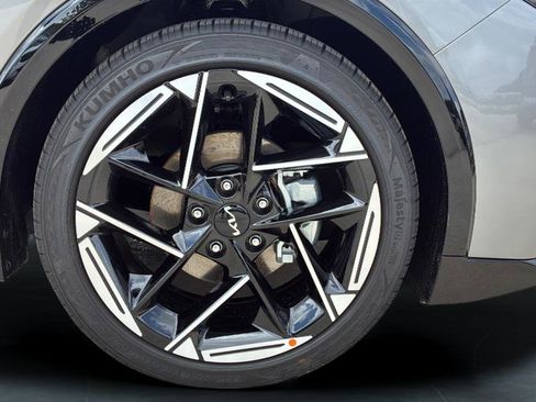 New 2026 Kia K4 GT-Line FWD image 42