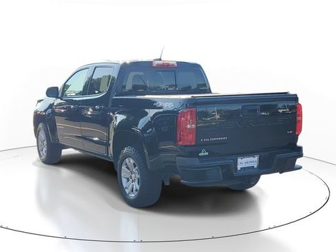 Certified 2022 Chevrolet Colorado LT w/ Luxury Package AWD/4WD image 3