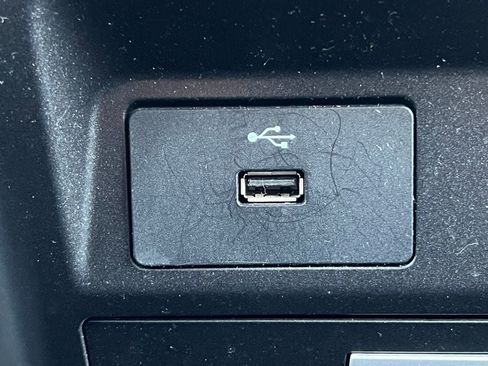 Used 2018 Ford F150 XLT AWD/4WD image 24