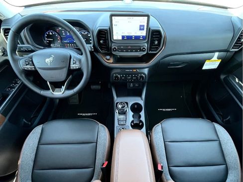 New 2024 Ford Bronco Sport Outer Banks image 12