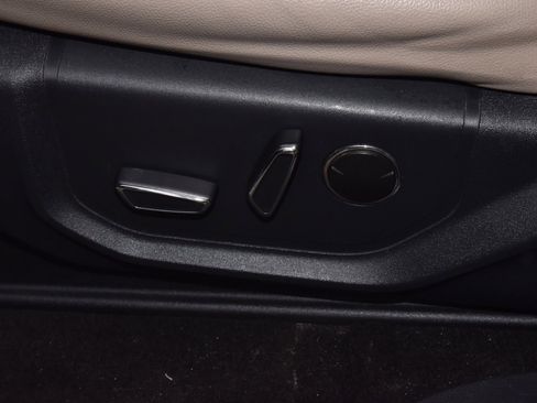 Used 2022 Ford Expedition Max Limited image 37