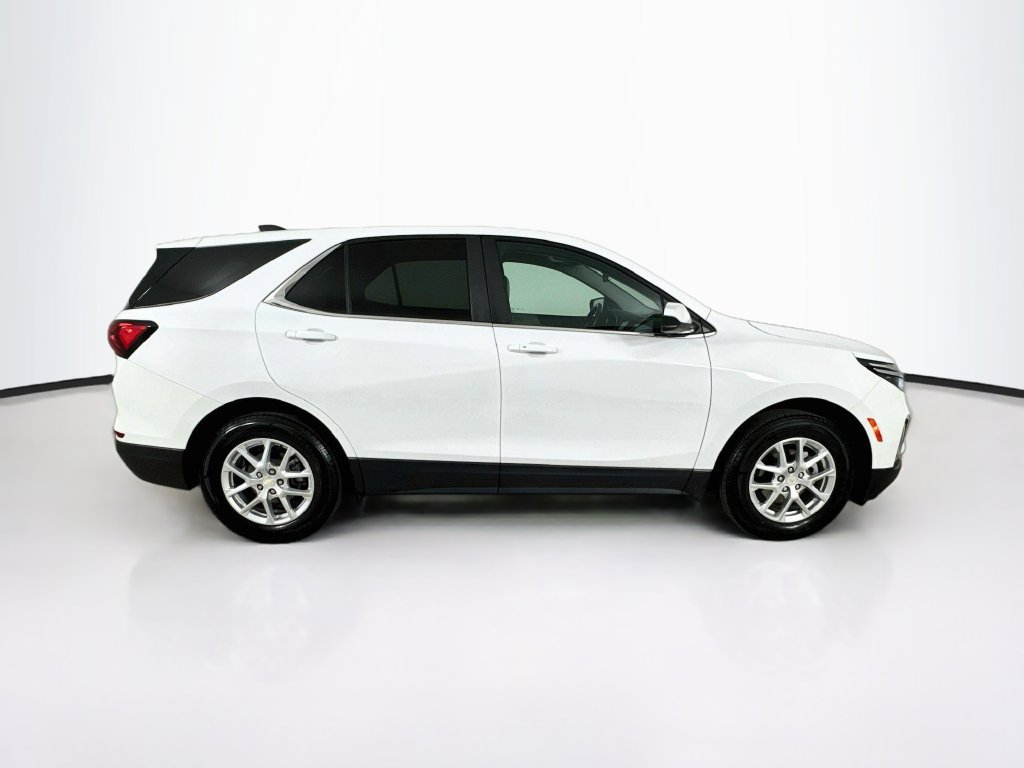 Used 2024 Chevrolet Equinox LT FWD image 8