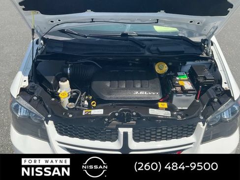 Used 2019 Dodge Grand Caravan GT FWD image 35