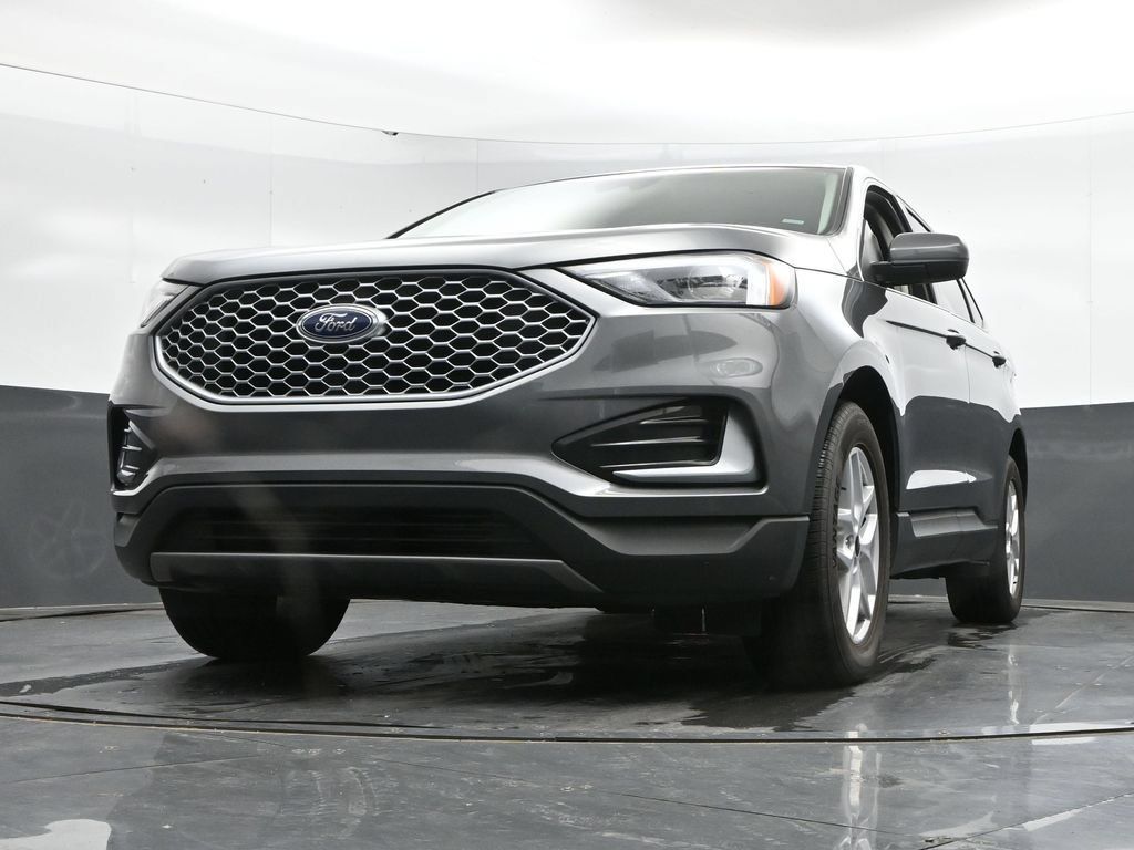 Used 2024 Ford Edge SEL AWD/4WD image 43