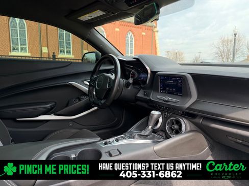 Used 2020 Chevrolet Camaro LT image 23