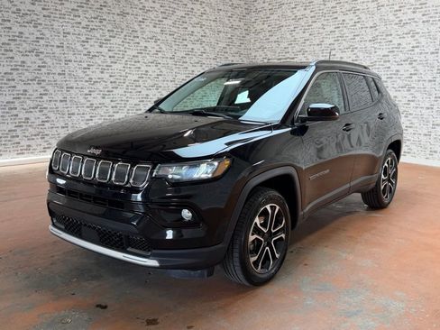 Used 2022 Jeep Compass Limited AWD/4WD image 3