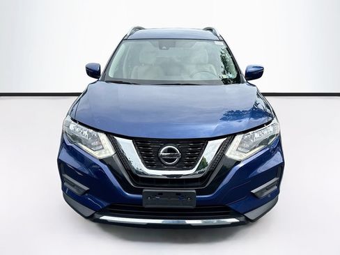 Used 2020 Nissan Rogue SV AWD/4WD image 2