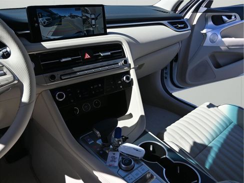 New 2026 Genesis G70 2.5T Prestige image 24