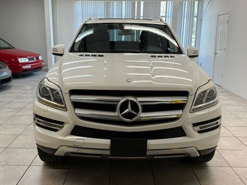 Used 2016 Mercedes-Benz GL 450 4MATIC image 2