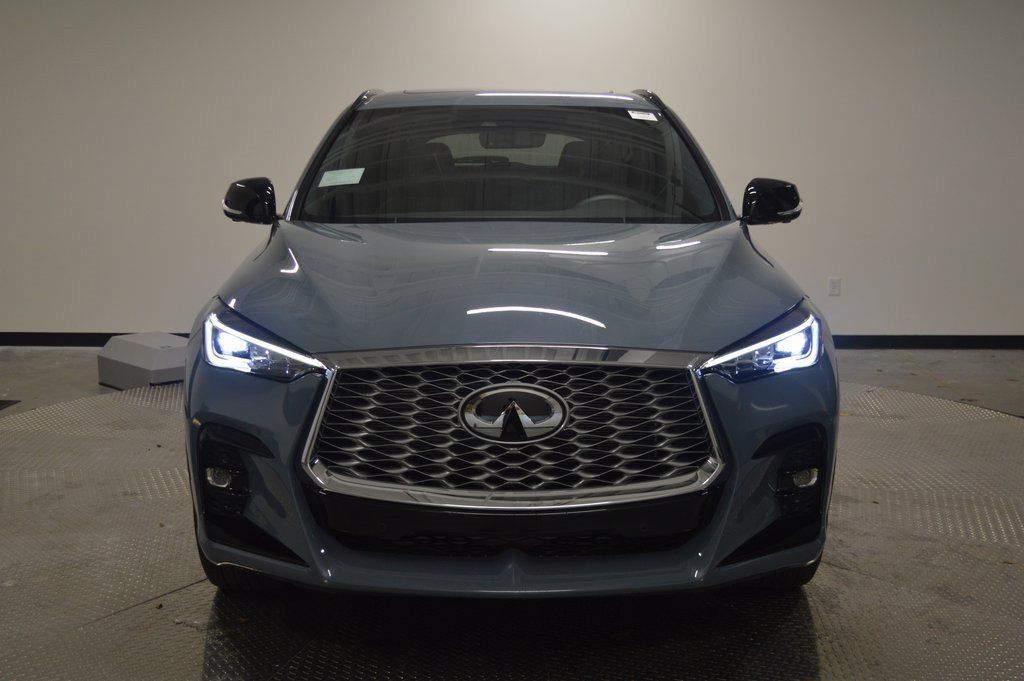 New 2025 INFINITI QX55 Sensory w/ Lighting Package AWD/4WD image 10