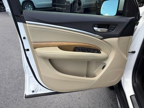 Used 2020 Acura MDX FWD w/ Technology Package image 12