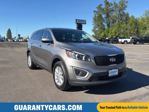 Used 2018 Kia Sorento L FWD image 1