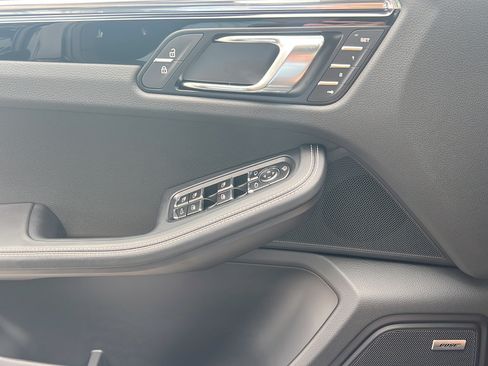 New 2026 Porsche Macan Turbo AWD/4WD image 23