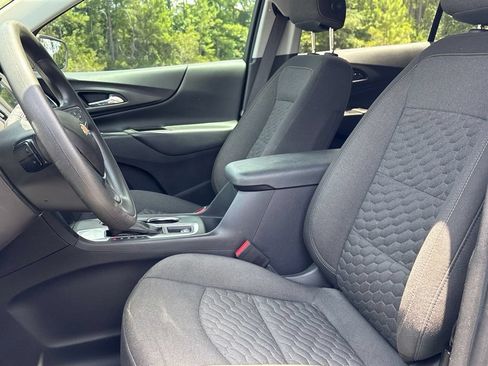 Used 2024 Chevrolet Equinox LT FWD image 15