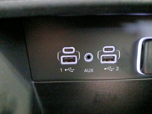 New 2026 Jeep Grand Cherokee L Laredo image 6