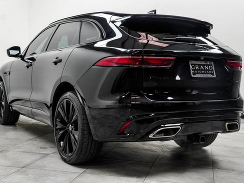 Used 2021 Jaguar F-PACE R-Dynamic S image 11