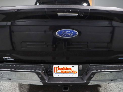 Used 2023 Ford F150 Lariat w/ Equipment Group 502A High AWD/4WD image 8