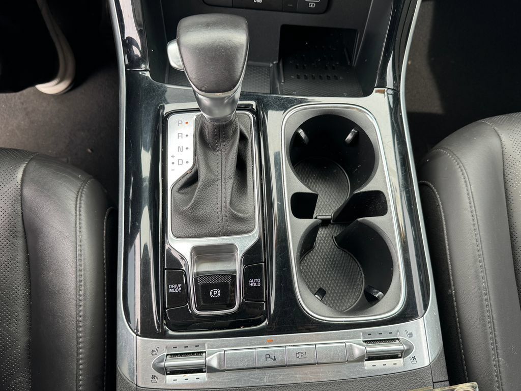 Used 2024 Kia Carnival SX FWD image 21