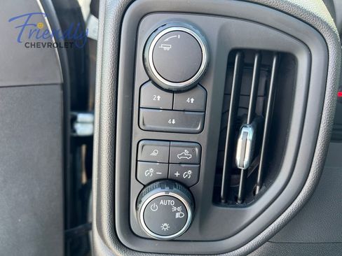 Certified 2025 Chevrolet Silverado 2500 Custom w/ Custom Value Package AWD/4WD image 31