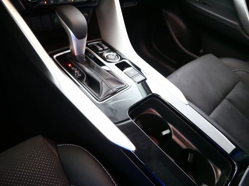 New 2026 Mitsubishi Eclipse Cross SE AWD/4WD image 6