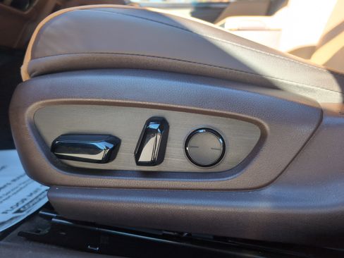 Used 2021 Lexus ES 350 ES 350 w/ Premium Package image 17