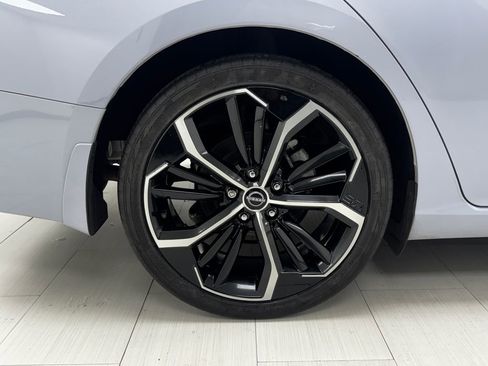 Used 2023 Nissan Altima 2.5 SR w/ SR Premium Package image 44