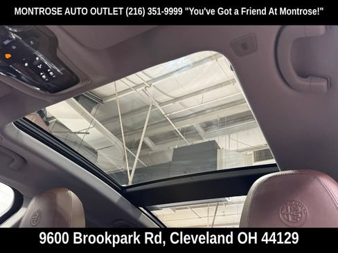Used 2019 Alfa Romeo Stelvio AWD image 32