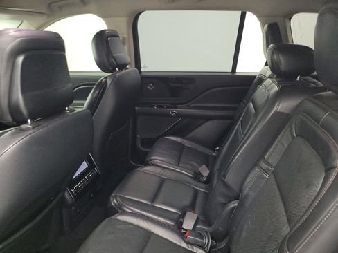 Used 2020 Lincoln Aviator Reserve w/ Elements Package Plus image 18
