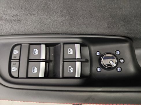 Used 2025 Audi RS Q8 performance image 11