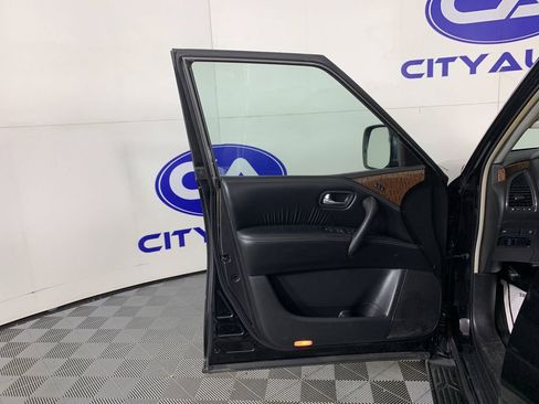 Used 2020 Nissan Armada SL image 14