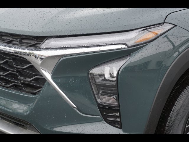 Used 2026 Chevrolet Trax LT FWD image 20
