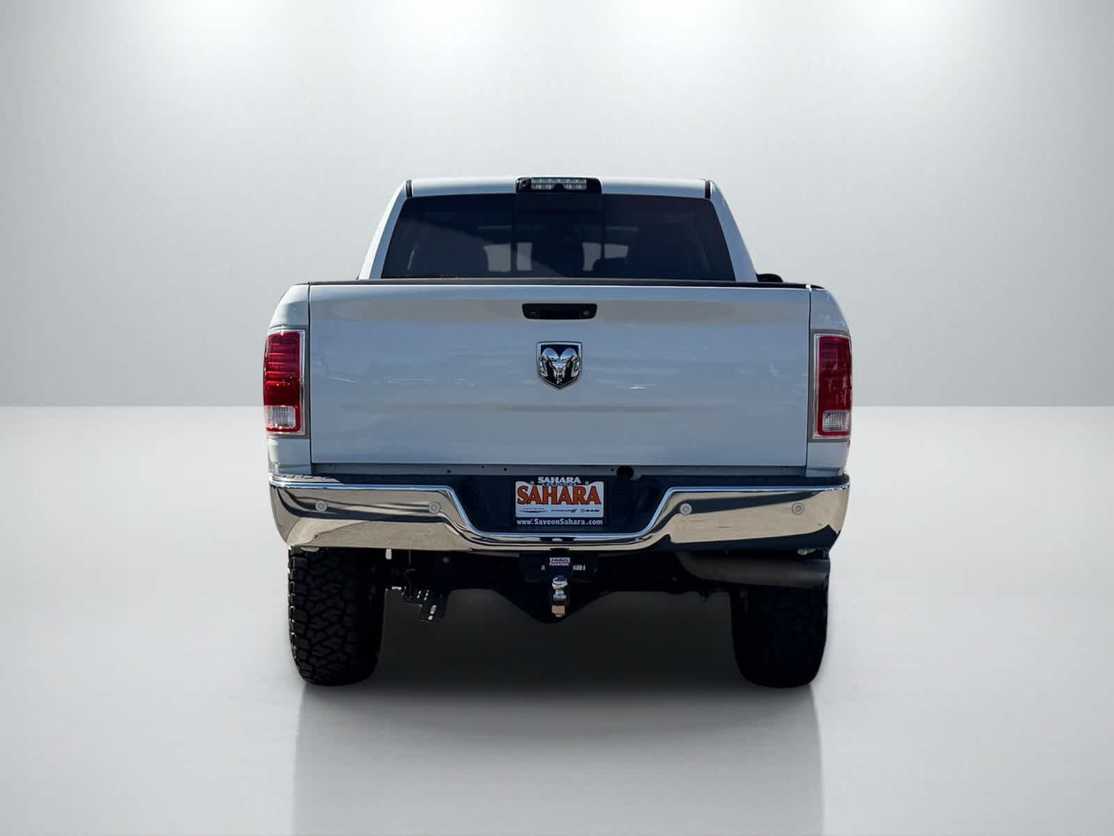 Used 2018 RAM 2500 Laramie w/ Off Road Package AWD/4WD image 5