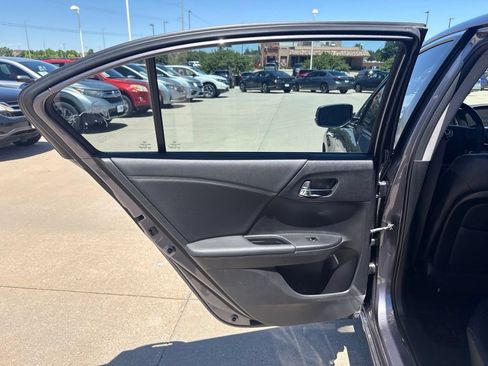 Used 2014 Honda Accord EX-L image 39