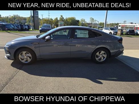 New 2026 Hyundai Sonata SE image 2