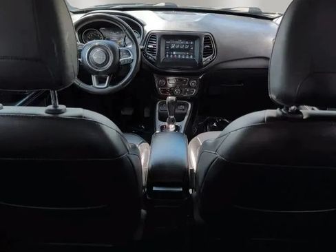 Used 2021 Jeep Compass Latitude FWD image 16