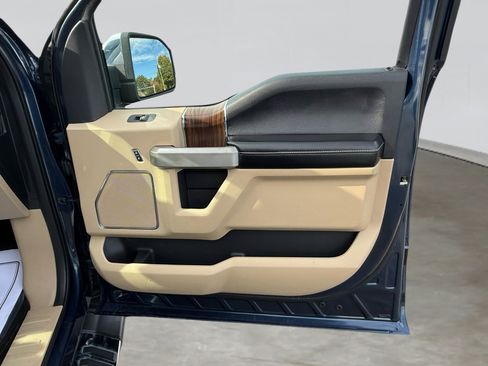 Used 2016 Ford F150 Lariat w/ Equipment Group 502A Luxury image 30