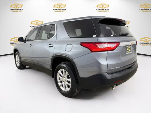 Used 2021 Chevrolet Traverse LS FWD image 6