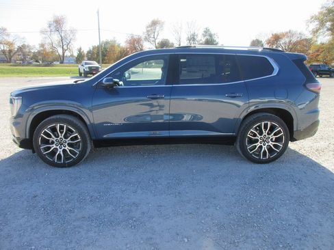 New 2026 GMC Acadia Denali Ultimate image 9