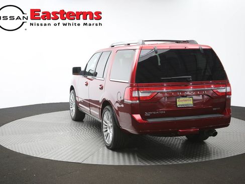 Used 2016 Lincoln Navigator Reserve AWD/4WD image 39