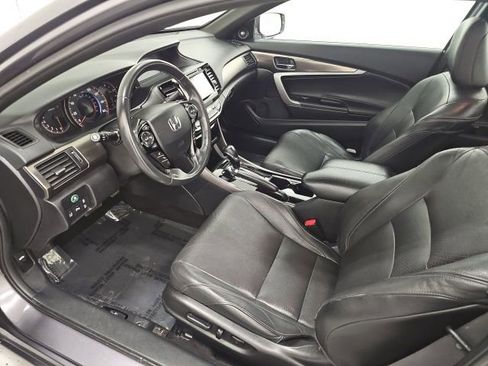 Used 2017 Honda Accord Touring image 15