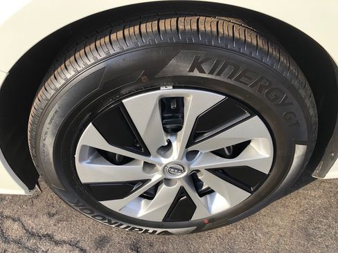 Used 2024 Nissan Altima 2.5 S image 10